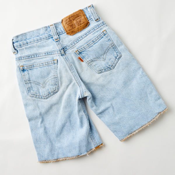 Vintage Levi's 550 Orange Tab light wash shorts · Size 5